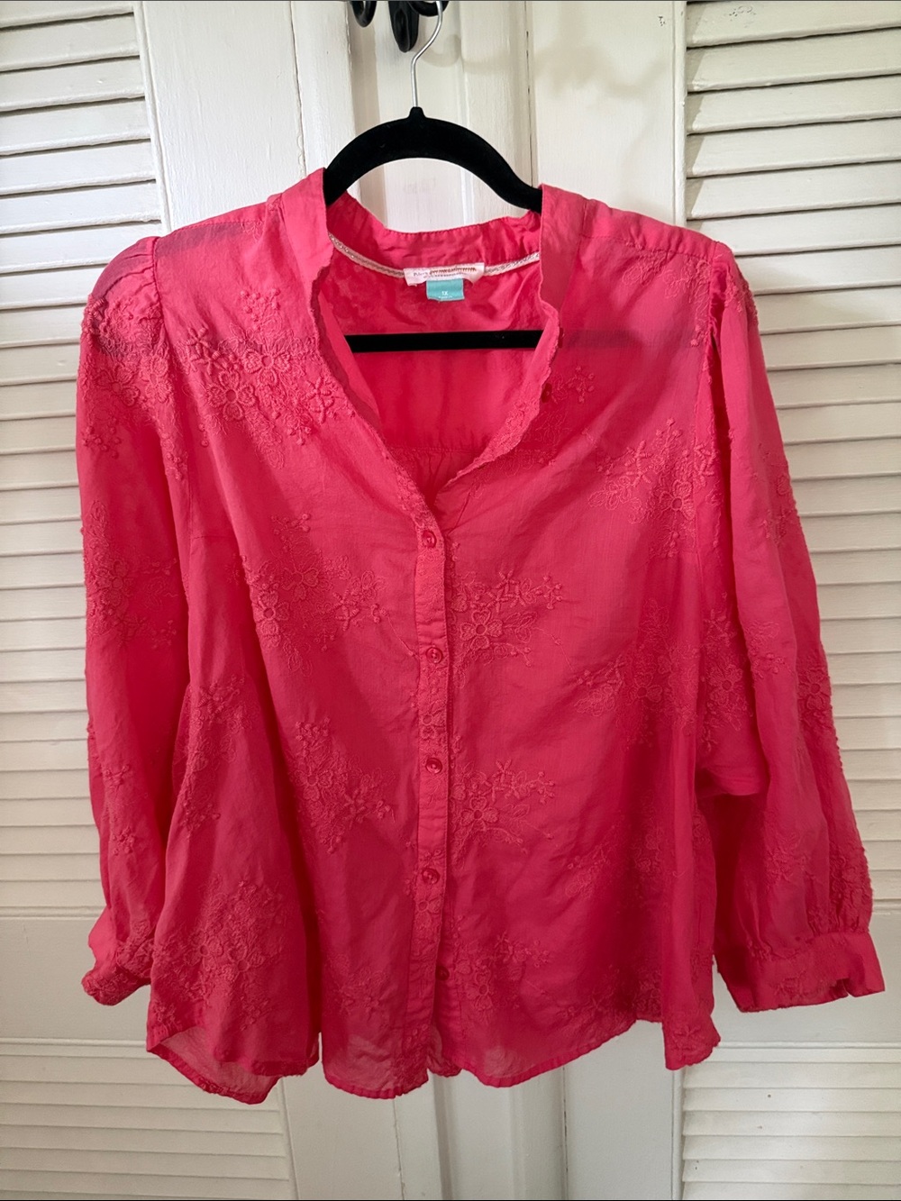 Womens Embroidered Button-Front Blouse - Pink